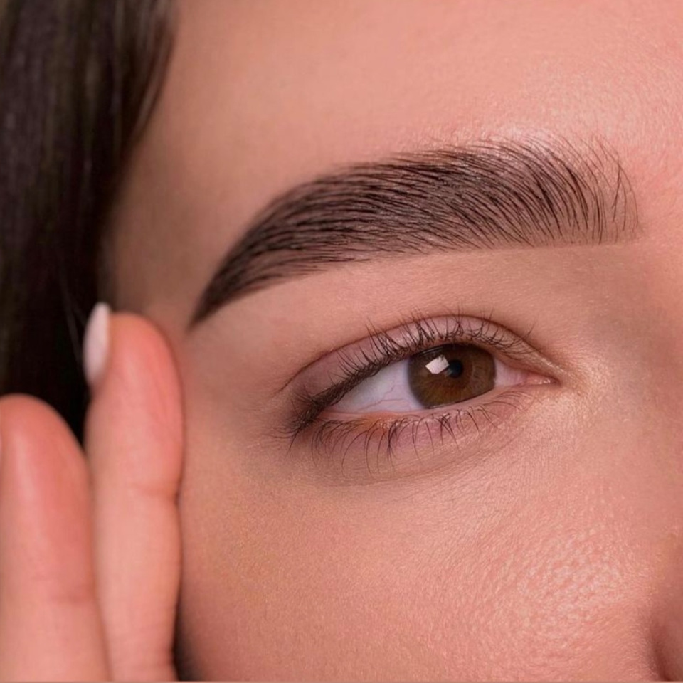 Eye brow